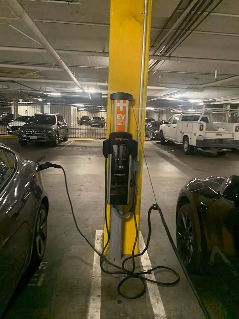 Residential recessed lighting installation by licensed electrician in Southern California